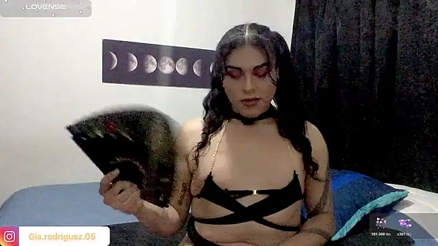Ariana Rodriguez  online show from July 7, 2026, 8:57 pm