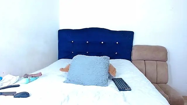 katarinademon online show from December 4, 2025, 10:29 pm