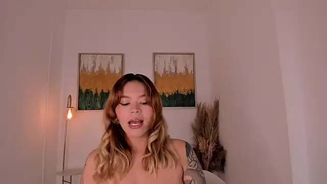 Snapshot of Adria_ross chatting on May 29, 2026, 12:14 pm Adria ross online show from May 29, 2026, 12:14 pm