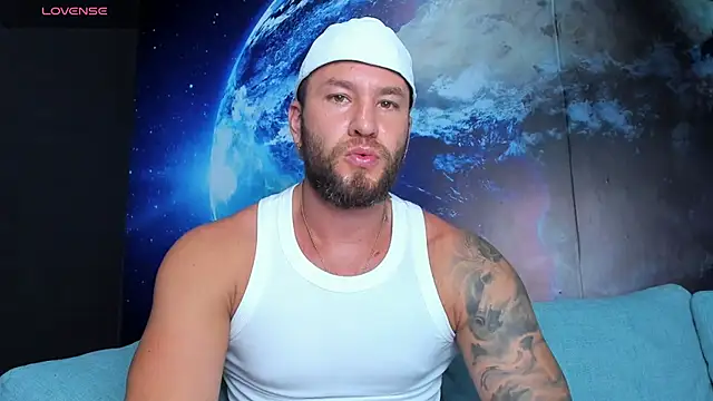 Snapshot of delessandro_world chatting on March 27, 2026, 12:16 am delessandro world online show from March 27, 2026, 12:16 am