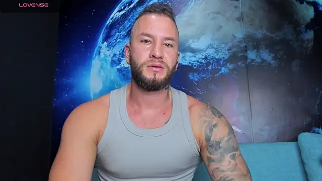 Snapshot of delessandro_world chatting on March 28, 2026, 12:43 am delessandro world online show from March 28, 2026, 12:43 am