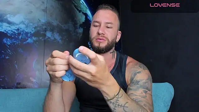 Snapshot of delessandro_world chatting on March 30, 2026, 1:28 am delessandro world online show from March 30, 2026, 1:28 am