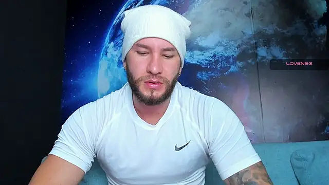 Snapshot of delessandro_world chatting on April 5, 2026, 11:24 pm delessandro world online show from April 5, 2026, 11:24 pm