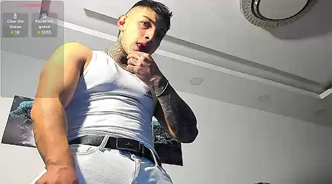 Snapshot of angeel_d035 chatting on February 2, 2025, 6:48 am angeel d035 online show from February 2, 2025, 6:48 am