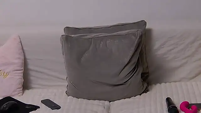 TinaHarley online show from March 9, 2025, 10:19 am