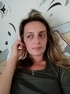 SophyGirl online show from September 25, 2025, 11:36 am