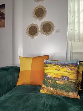 Snapshot of Foxxxyfemale chatting on September 15, 2025, 5:29 am Foxxxyfemale online show from September 15, 2025, 5:29 am