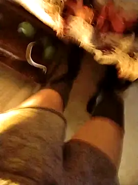 Snapshot of michele462 chatting on October 8, 2025, 8:12 am michele462 online show from October 8, 2025, 8:12 am