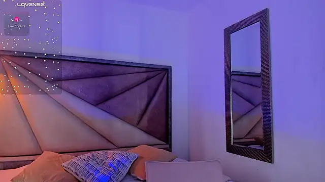 FaloonRoussel online show from February 4, 2026, 12:49 am