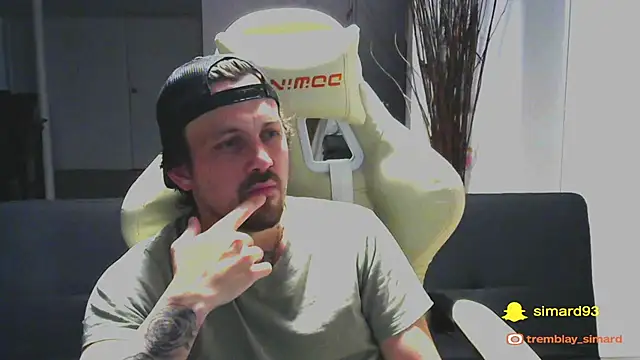 Snapshot of Tremblay_Simard chatting on November 26, 2025, 2:01 am Tremblay Simard online show from November 26, 2025, 2:01 am