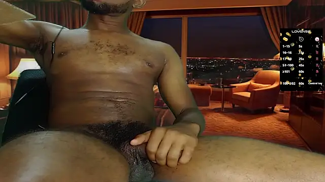 Snapshot of break9inch chatting on February 14, 2025, 3:15 pm break9inch online show from February 14, 2025, 3:15 pm