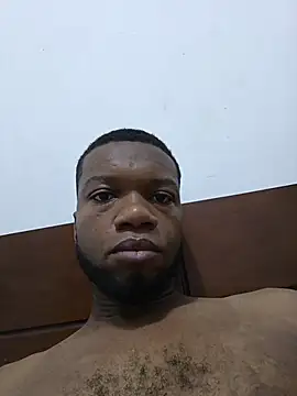 Snapshot of break9inch chatting on November 11, 2025, 2:06 pm break9inch online show from November 11, 2025, 2:06 pm