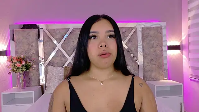 MarianaGarciaa   online show from March 13, 2026, 7:20 pm