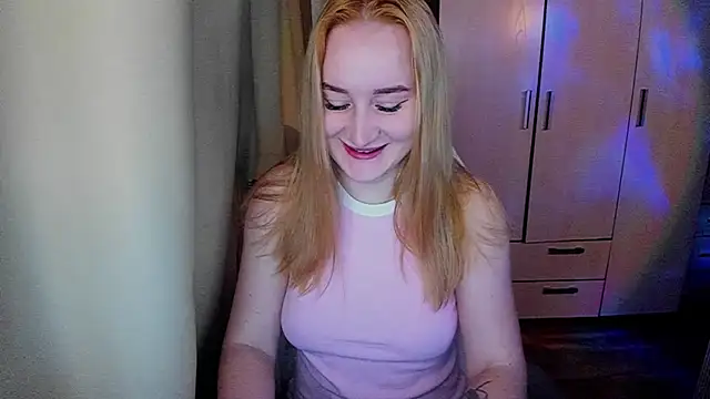 Snapshot of KeiraNight chatting on May 29, 2026, 1:14 am KeiraNight online show from May 29, 2026, 1:14 am