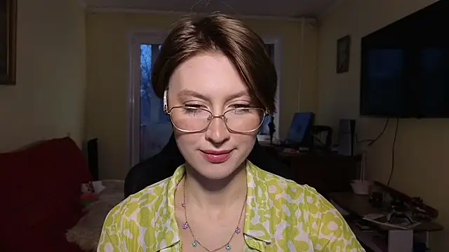 MalvinaBlum online show from November 19, 2025, 2:11 am