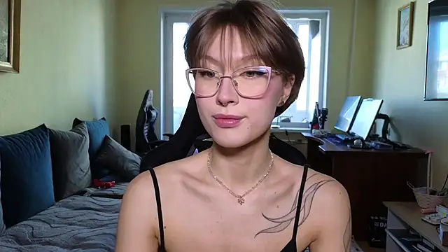 MalvinaBlum online show from February 21, 2026, 7:53 am