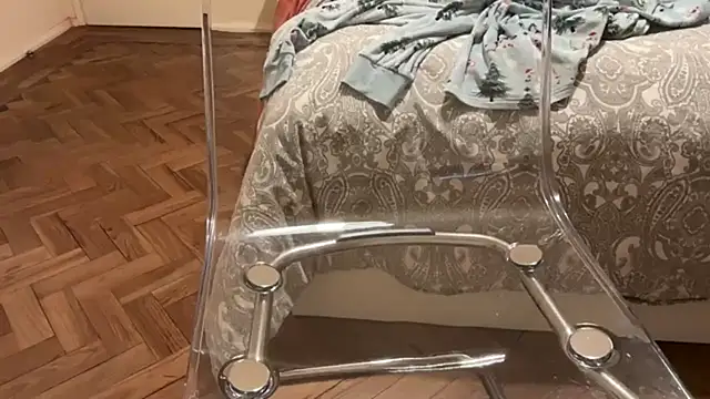 Snapshot of Kimpossible__ chatting on October 4, 2025, 9:02 pm Kimpossible online show from October 4, 2025, 9:02 pm