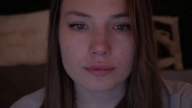 IceDanielles online show from November 23, 2025, 1:22 pm