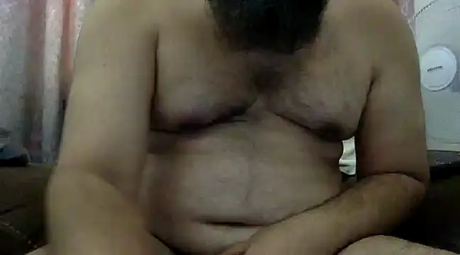 Snapshot of largepanny chatting on December 3, 2024, 11:55 am largepanny online show from December 3, 2024, 11:55 am