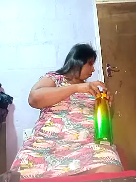 raniofsex02 online show from March 15, 2025, 6:10 pm