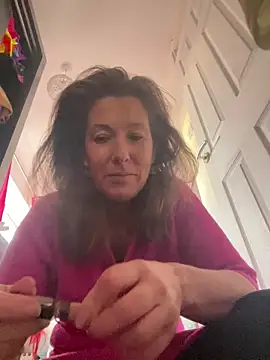 Lwhite1 online show from October 1, 2025, 4:13 pm