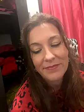 Lwhite1 online show from October 18, 2025, 9:59 pm