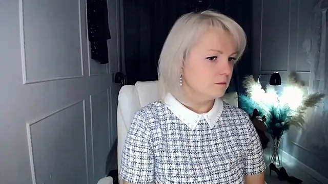 Juarnea online show from December 19, 2025, 12:34 pm