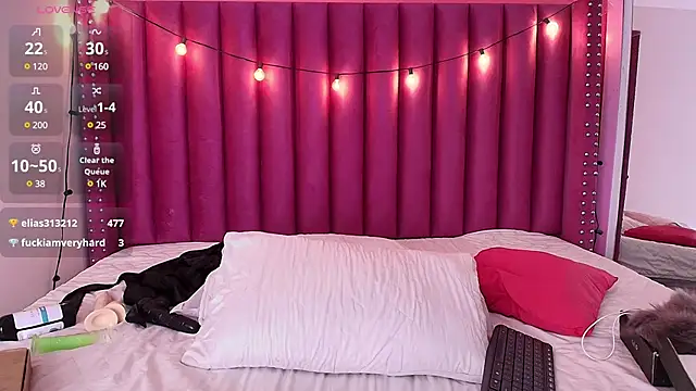 littleebonny online show from January 16, 2025, 4:39 pm