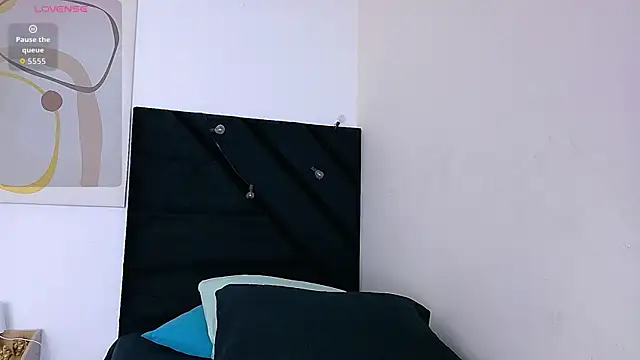 littleebonny online show from July 11, 2026, 12:52 pm
