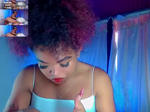 Snapshot of KayleighDreams_ chatting on September 19, 2025, 3:34 pm KayleighDreams  online show from September 19, 2025, 3:34 pm