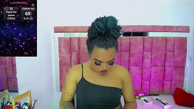 KayleighDreams  online show from March 5, 2026, 1:23 am