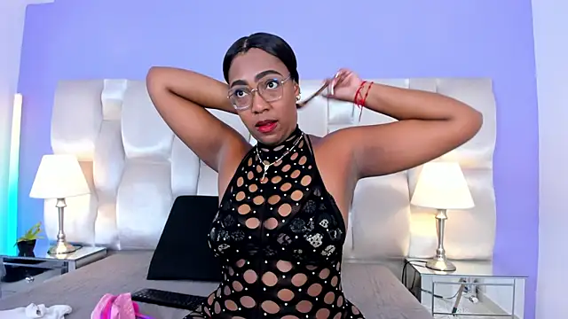 Snapshot of dirtyvictoria chatting on September 29, 2025, 12:10 pm dirtyvictoria online show from September 29, 2025, 12:10 pm