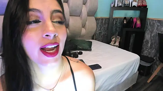 emily jones 1 online show from February 21, 2025, 1:11 pm