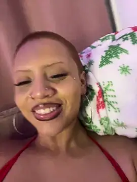 Charlotee  online show from January 21, 2025, 6:33 am