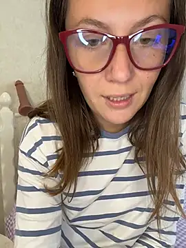 Snapshot of BeatriceTender chatting on August 2, 2026, 9:41 am BeatriceTender online show from August 2, 2026, 9:41 am