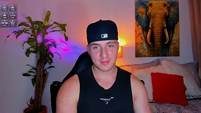 liam oficial02 online show from March 22, 2025, 9:13 am