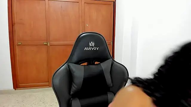 Snapshot of avellanatammy chatting on December 7, 2024, 1:47 am avellanatammy online show from December 7, 2024, 1:47 am