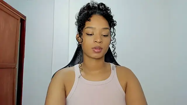 avellanatammy online show from December 3, 2025, 3:58 am