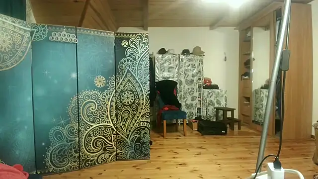 MilfKendra4U online show from January 12, 2026, 10:37 pm