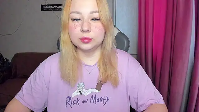 Milafoxxxy online show from November 13, 2025, 10:03 am