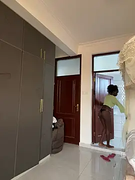 sexyziva online show from March 18, 2026, 1:47 pm