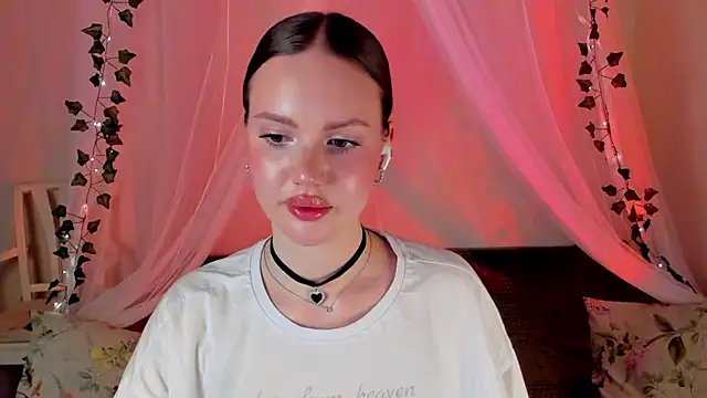 MishkaMe online show from December 20, 2024, 6:35 pm