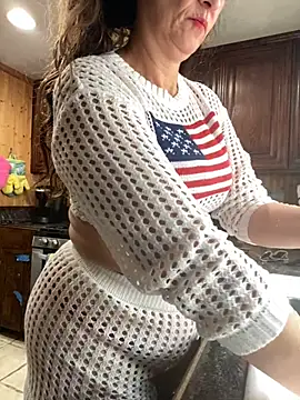 Snapshot of TheDime chatting on July 10, 2026, 3:25 pm TheDime online show from July 10, 2026, 3:25 pm