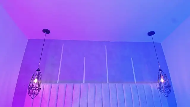 pamelaa vega online show from September 19, 2025, 12:28 pm