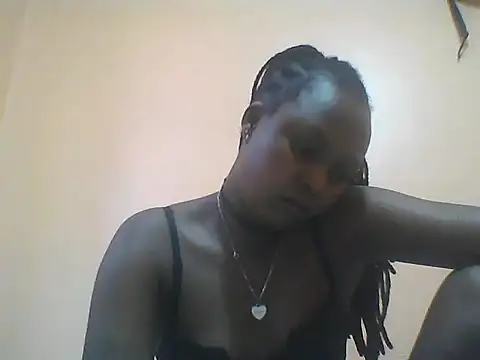 Cute tamara online show from November 14, 2025, 8:13 am