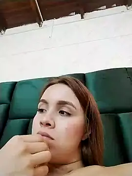 Taiissa  online show from January 19, 2025, 1:33 pm