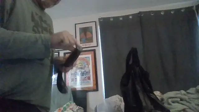 Snapshot of den-rock4u chatting on September 16, 2025, 6:20 pm den-rock4u online show from September 16, 2025, 6:20 pm