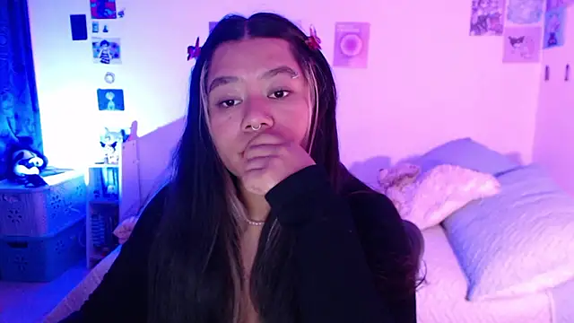 StephaniFox online show from December 9, 2024, 1:18 am