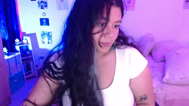 StephaniFox online show from December 19, 2024, 1:28 am