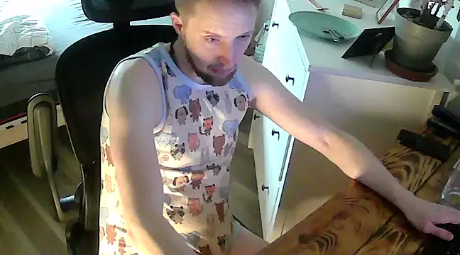 Snapshot of twinkish_90 chatting on January 15, 2025, 12:47 pm twinkish 90 online show from January 15, 2025, 12:47 pm